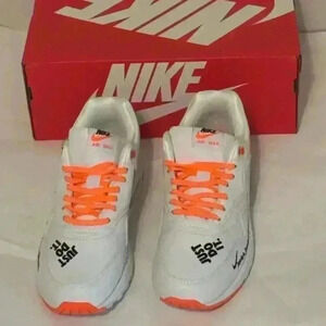 New Nike air max se 1 women’s 8 White shoes